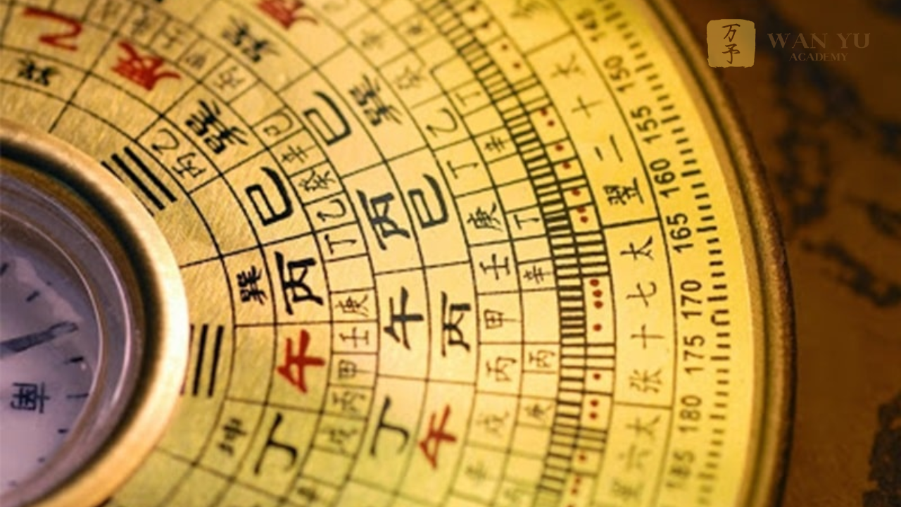 Trong văn hóa Trung Hoa, khái niệm vận khí (运气 – yùnqì) là biểu tượng cho năng lượng sống và sự hanh thông trong mọi việc. Người Trung Quốc luôn tin rằng nếu biết nuôi dưỡng nguồn năng lượng tốt, họ sẽ gặp thuận lợi trong học tập, công việc và cuộc sống. Hãy cùng Wan Yu Academy tìm hiểu vì sao niềm tin này vẫn được trân trọng qua hàng nghìn năm lịch sử.